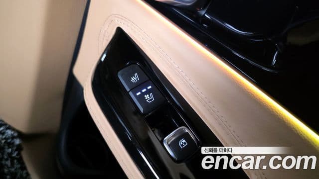 Kia Carnival 4세대 бензин 9인승 High Limousine(компания по спецнадстройкам), 2021 18