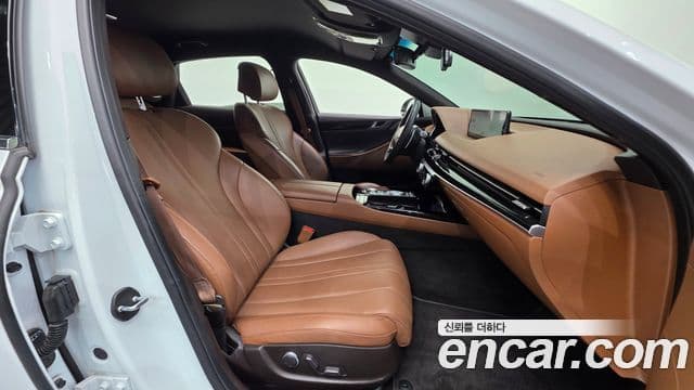 Genesis G80 (RG3) бензин 3.5 турбо AWD, 2021 10