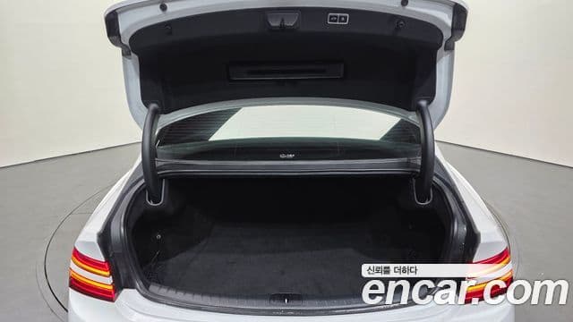 Genesis G80 (RG3) бензин 3.5 турбо AWD, 2021 20