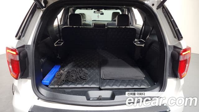 Ford Explorer 5세대, 2018 20