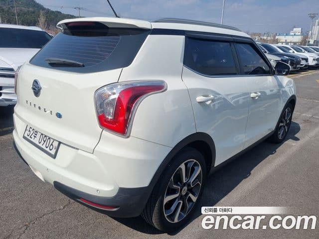 KG모빌리티(SsangYong) Tivoli дизель VX 2WD, 2016 3