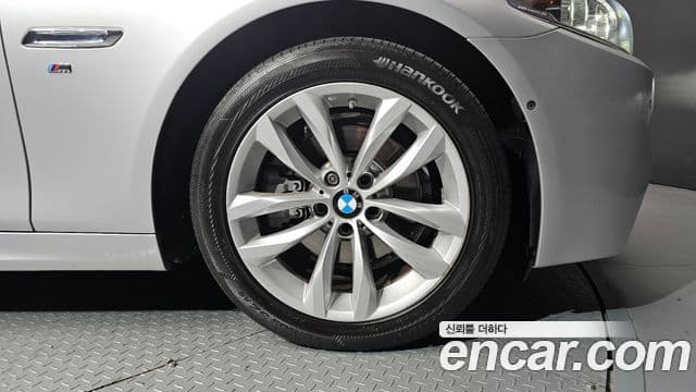BMW 5시리즈 (F10) 520d xDrive M Aero Dynamic, 2016 все фото