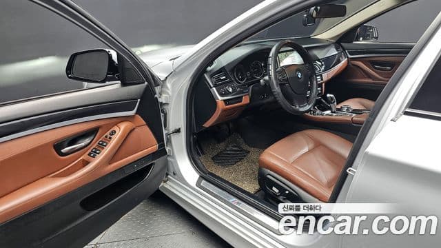 BMW 5시리즈 (F10) 520d xDrive M Aero Dynamic, 2016 11