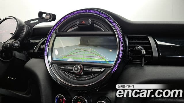 Mini Cooper 3세대, 2015 17