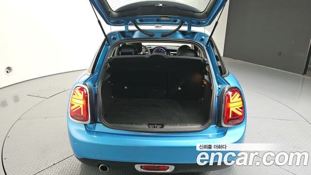 Mini Cooper 3세대, 2015 20