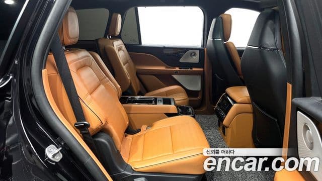 Lincoln Aviator 2세대 3.0 Black Label AWD, 2025 12