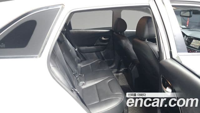 Kia Niro Prestige, 2018 12