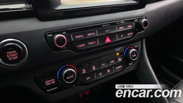 Kia Niro Prestige, 2018 16