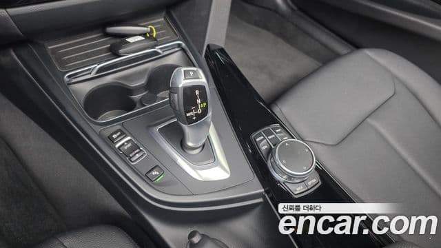 BMW 3시리즈 (F30), 2018 9