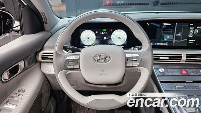 Hyundai NEXO Premium, 2022 13