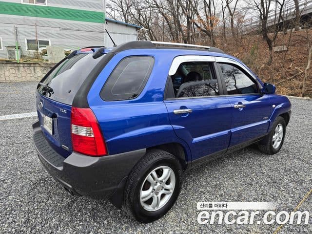 Kia New Sportage топовая версия, 2006 18