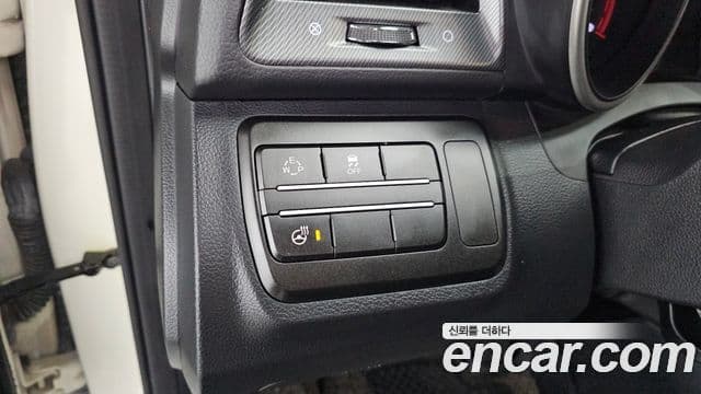 KG모빌리티(SsangYong) Tivoli VX 2WD, 2017 18