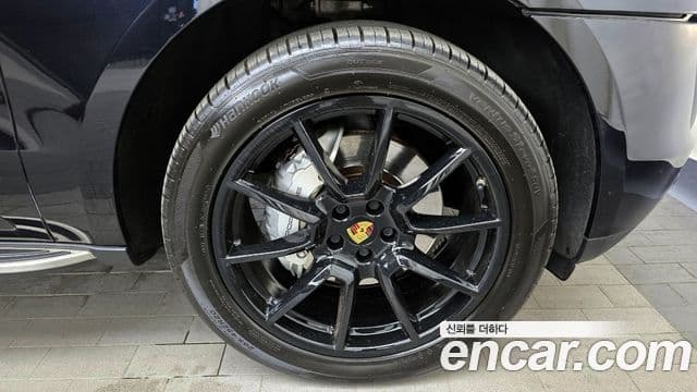 Porsche Macan 95B, 2017 все фото