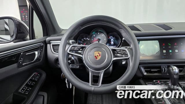 Porsche Macan 95B, 2017 13