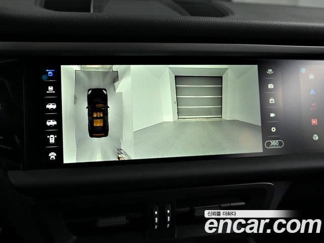 Porsche Macan 95B, 2017 18