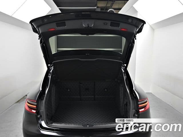 Porsche Macan 95B, 2017 20