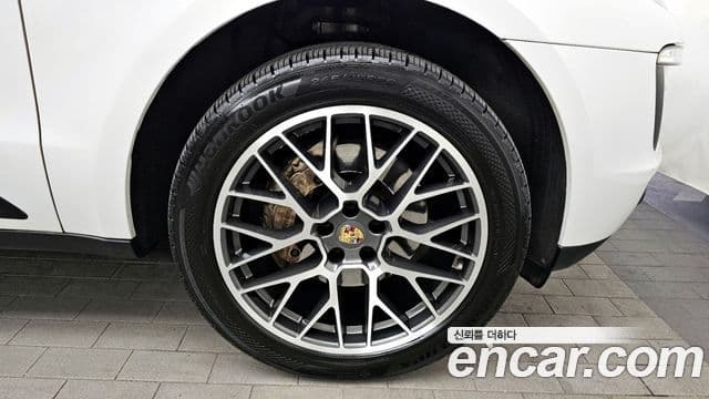 Porsche Macan 95B, 2017 все фото