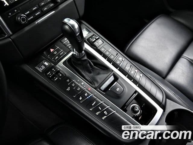 Porsche Macan 95B, 2017 9