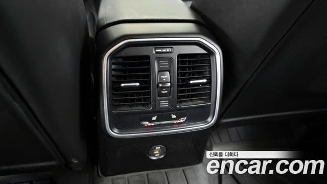 Porsche Macan 95B, 2017 16