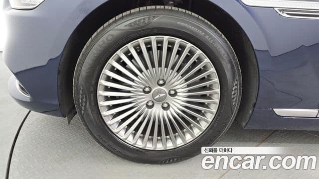 Genesis G90 Luxury, 2021 все фото