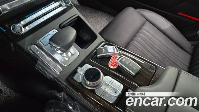 Genesis G90 Luxury, 2021 9