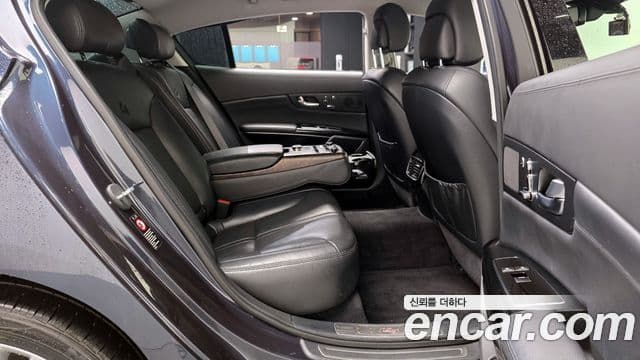 Kia K9 Special, 2013 12