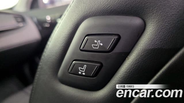 Kia K9 Special, 2013 17