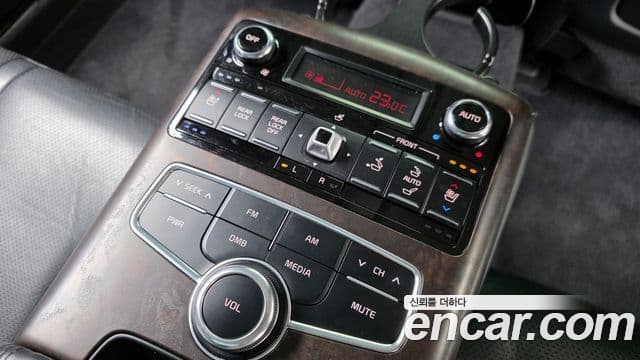 Kia K9 Special, 2013 19