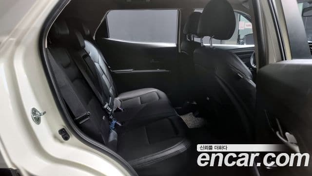 KG모빌리티(SsangYong) Beautiful Korando бензин 1.5 2WD C3 Plus, 2021 12