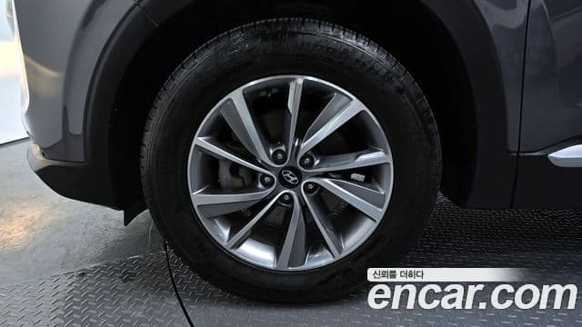 Hyundai Santa Fe TM Exclusive, 2020 все фото