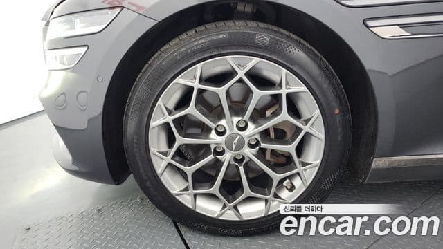 Genesis G80 (RG3) бензин 2.5 турбо AWD, 2021 все фото