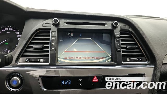 Hyundai LF Sonata Special, 2016 19