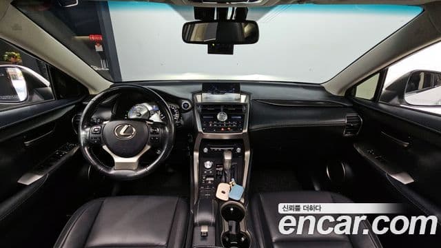 Lexus NX300h Supreme, 2017 7