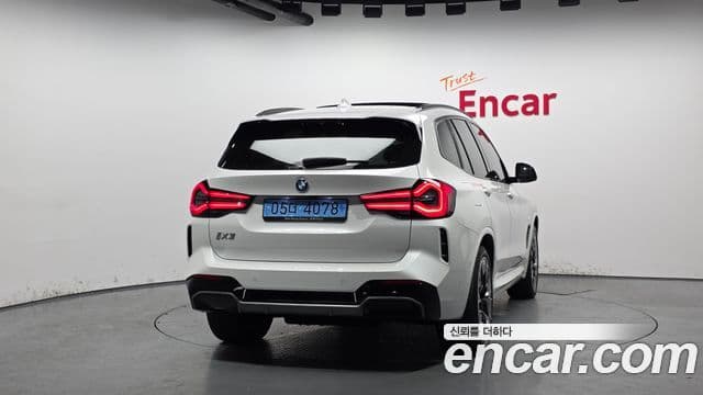 BMW iX3 M Sport, 2023 4