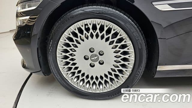 Genesis G80 (RG3) бензин 3.5 турбо AWD, 2023 все фото