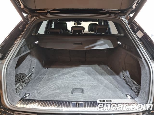 Audi Q8 e-Tron (GE) Premium, 2024 18