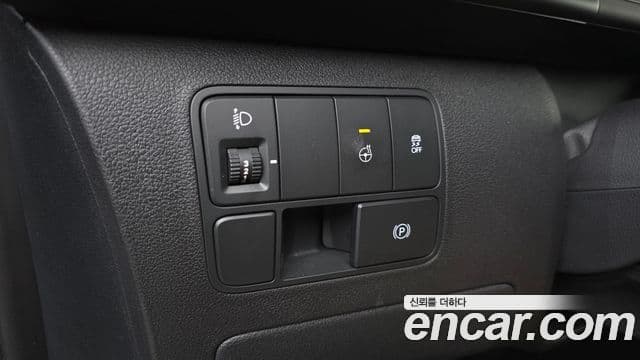 Hyundai Staria Modern, 2025 12