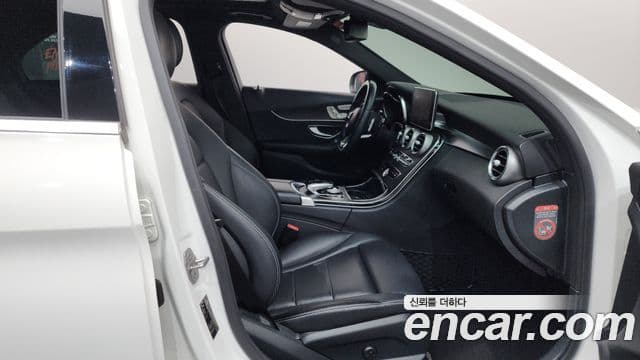 Mercedes-Benz C-класс W205 AMG Line, 2017 11