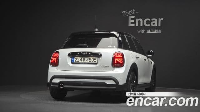 Mini Cooper 3세대, 2024 4