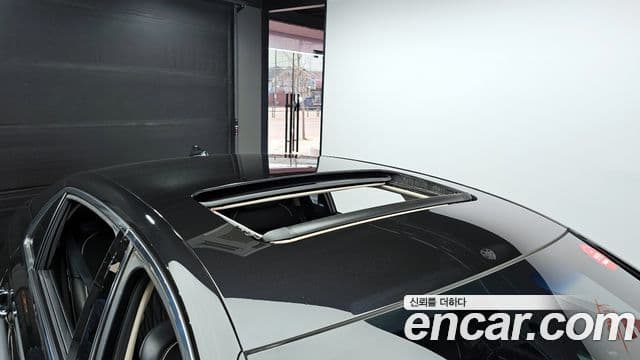 Genesis G90 Premium Luxury, 2019 17