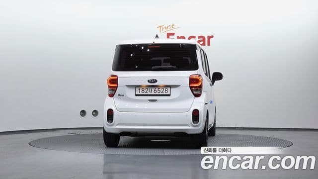 Kia The / новый New Ray Signature, 2021 4