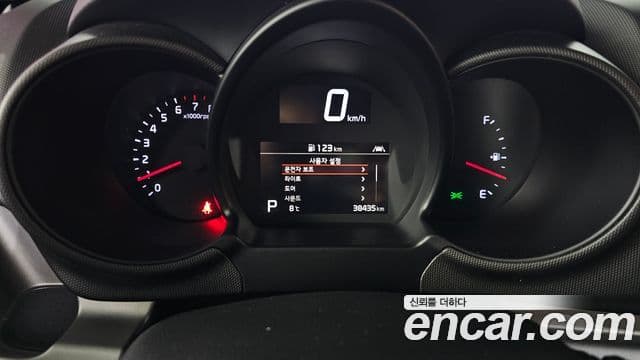 Kia The / новый New Ray Signature, 2021 8