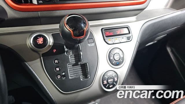 Kia The / новый New Ray Signature, 2021 9