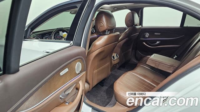 Mercedes-Benz E-класс W213 Exclusive, 2019 11