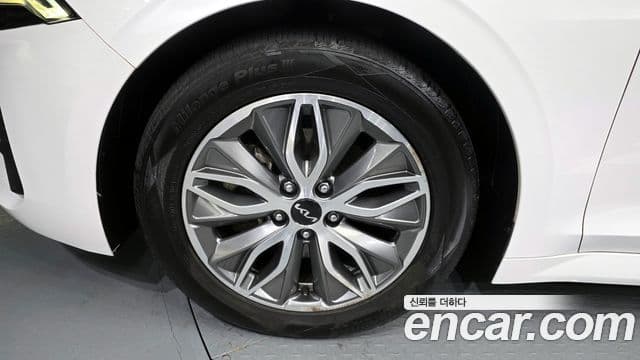 Kia K5 гибрид 3세대 Prestige, 2022 все фото