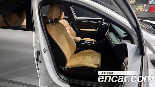 Kia K5 гибрид 3세대 Prestige, 2022 12