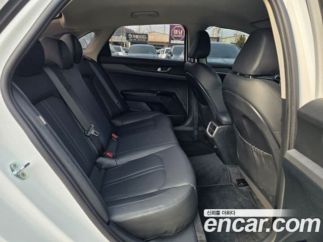 Kia K5 3세대 Prestige, 2022 13