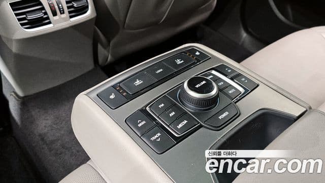 Hyundai Genesis DH Modern, 2016 19