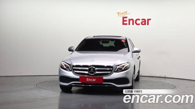 Mercedes-Benz E-класс W213 E300 Avantgarde Intelligent Drive, 2017 3