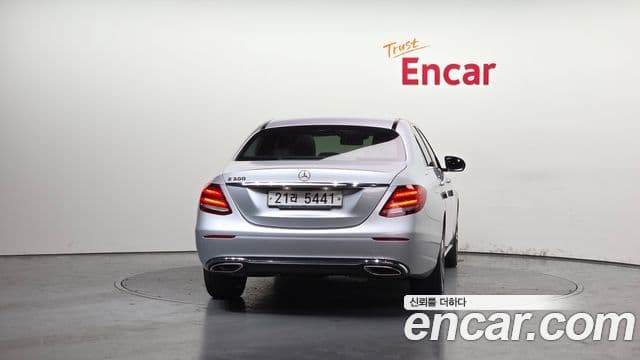 Mercedes-Benz E-класс W213 E300 Avantgarde Intelligent Drive, 2017 4